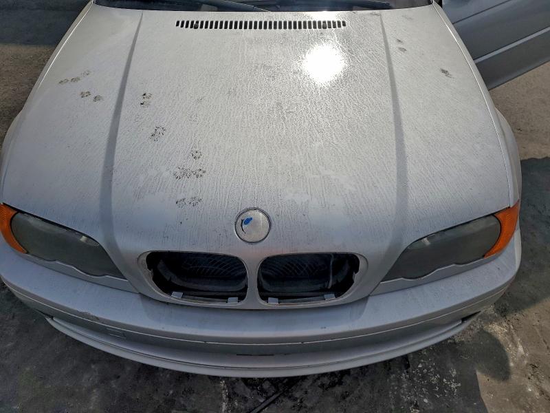 Photo 11 from auction – 2000 BMW 325 with VIN WBABR334XYEA82896