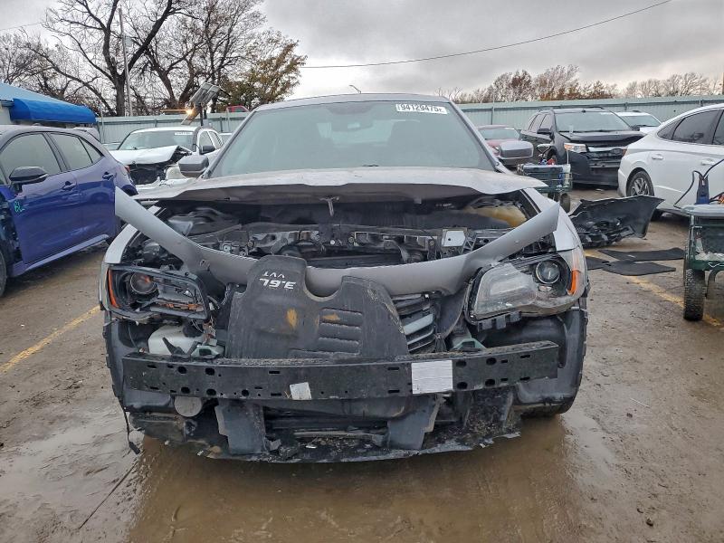 Photo 5 from auction – 2014 CHRYSLER 300 S with VIN 2C3CCAGG8EH283753
