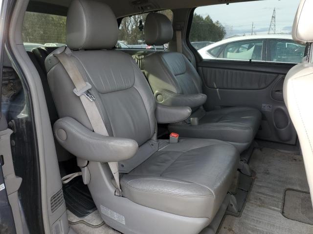 Photo 11 from auction – 2010 TOYOTA SIENNA CE with VIN 5TDKK4CC9AS291449