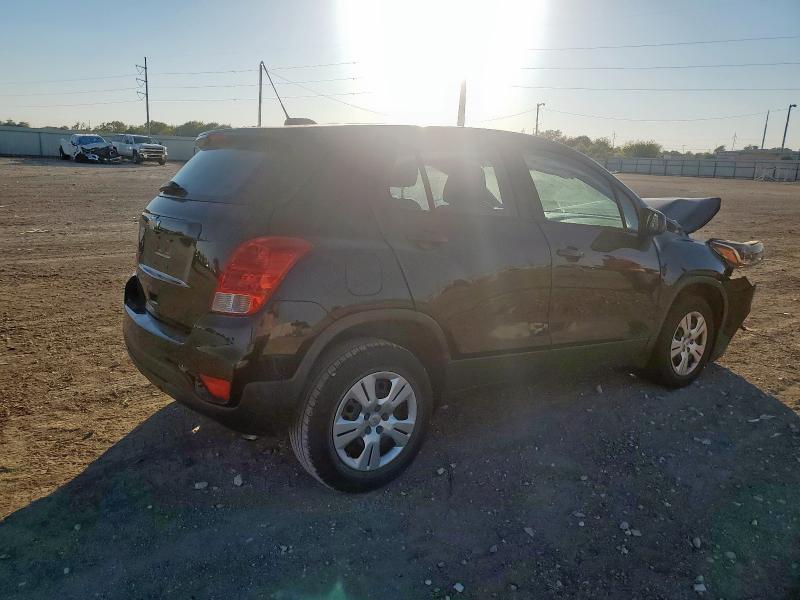 Photo 3 from auction – 2017 CHEVROLET TRAX LS with VIN 3GNCJKSBXHL280102