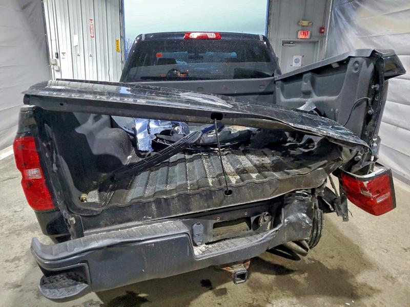 Photo 6 from auction – 2018 CHEVROLET SILVERADO with VIN 1GCUKNEC6JF241944