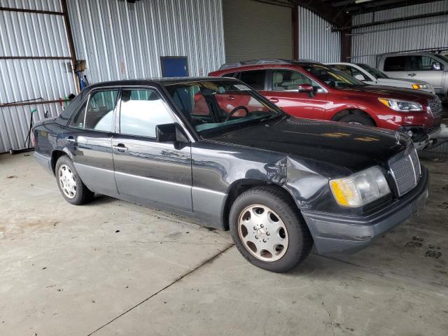 Photo 4 from auction – 1995 MERCEDES-BENZ E 320 BASE with VIN WDBEA32E7SC219423