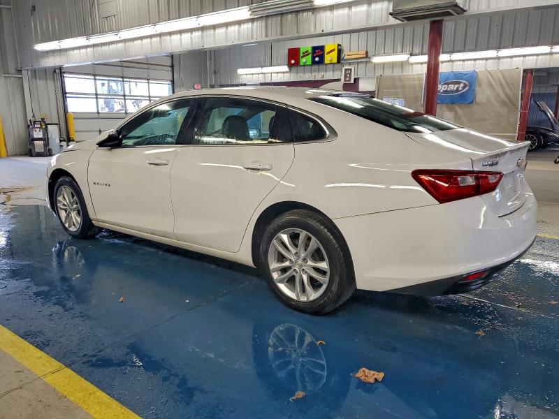 Photo 2 from auction – 2018 CHEVROLET MALIBU LT with VIN 1G1ZD5ST2JF247799
