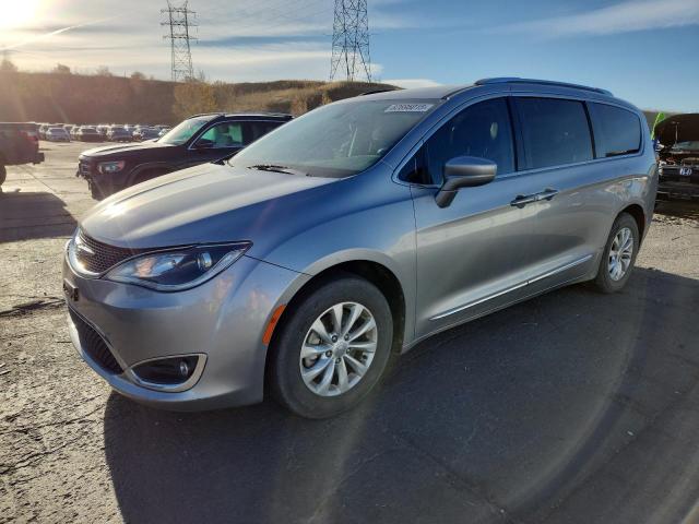 CHRYSLER PACIFICA TOURING L 2018 with VIN 2C4RC1BG9JR186126 - Photo from auction