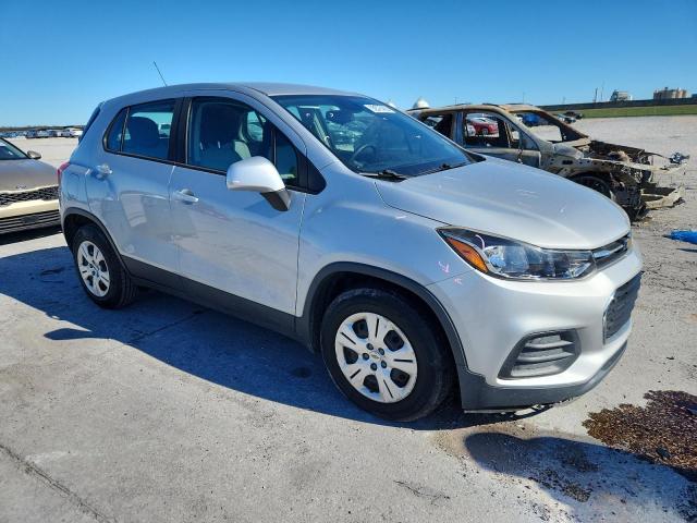 Photo 4 from auction – 2019 CHEVROLET TRAX LS with VIN 3GNCJKSBXKL155060