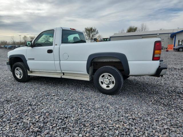 Photo 2 from auction – 2001 CHEVROLET SILVERADO with VIN 1GCHC24U31E142902