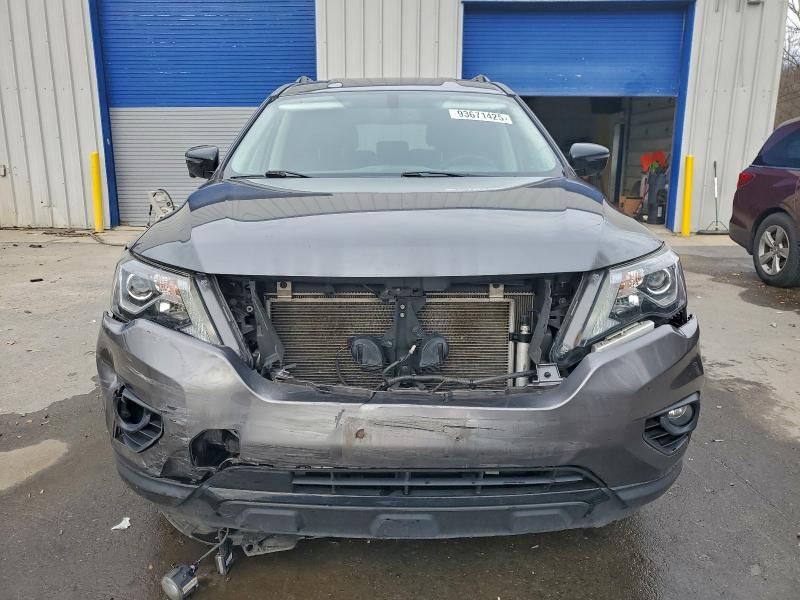 Photo 5 from auction – 2018 NISSAN PATHFINDER with VIN 5N1DR2MM1JC677571