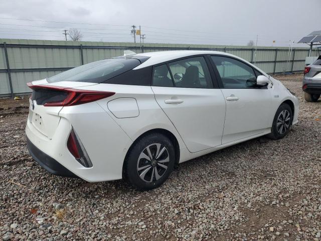 Photo 3 from auction – 2017 TOYOTA PRIUS PRIM with VIN JTDKARFP7H3058034