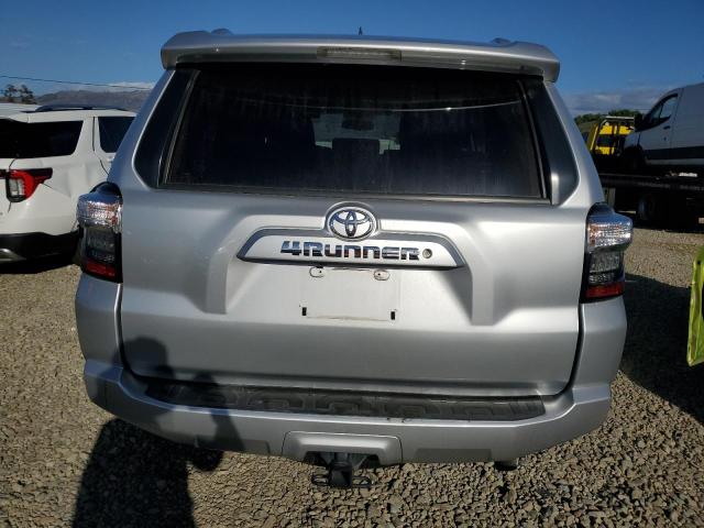 Zdjęcie 6 z aukcji – 2016 TOYOTA 4RUNNER SR z VIN JTEBU5JR0G5289834