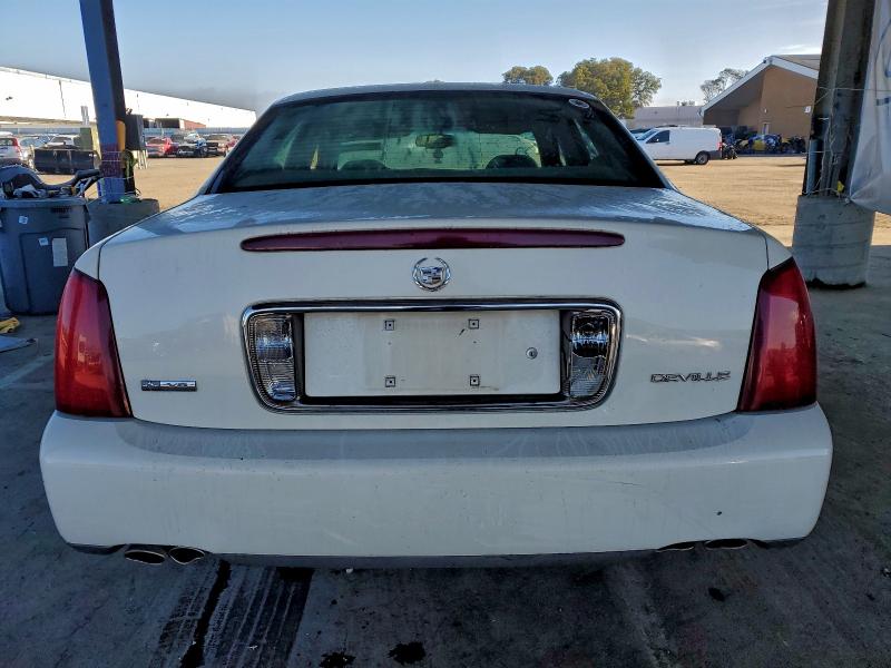 Photo 6 from auction – 2004 CADILLAC DEVILLE with VIN 1G6KD54Y04U256103