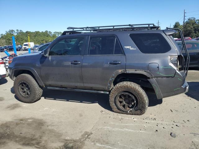 Photo 2 from auction – 2017 TOYOTA 4RUNNER SR with VIN JTEBU5JR6H5423733