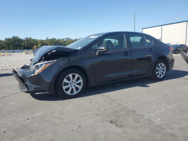 TOYOTA COROLLA LE 2022 with VIN 5YFEPMAE0NP381607 - Photo from auction