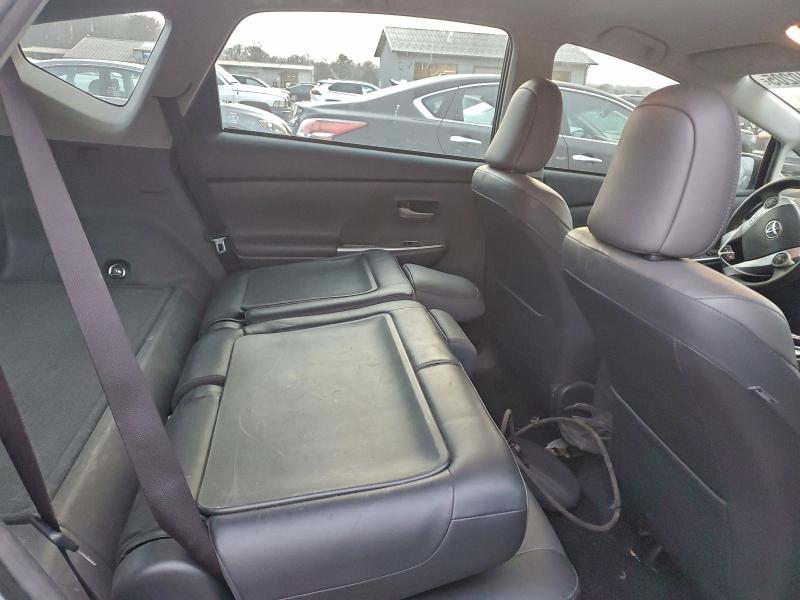 Photo 10 from auction – 2012 TOYOTA PRIUS V with VIN JTDZN3EUXC3156944