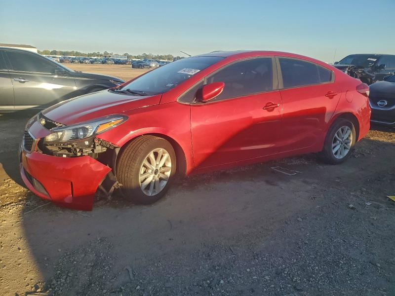 KIA FORTE LX 2017 with VIN 3KPFL4A77HE126184 - Photo from auction
