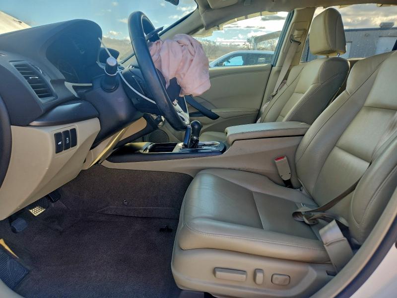 Photo 7 from auction – 2017 ACURA RDX with VIN 5J8TB4H32HL020257