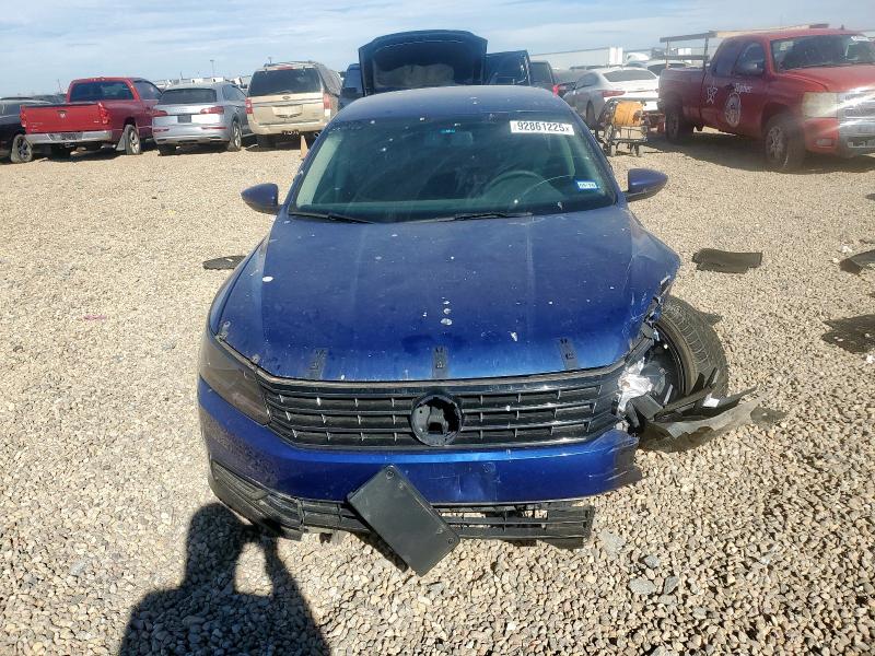 Photo 5 from auction – 2016 VOLKSWAGEN PASSAT S with VIN 1VWAT7A31GC050893