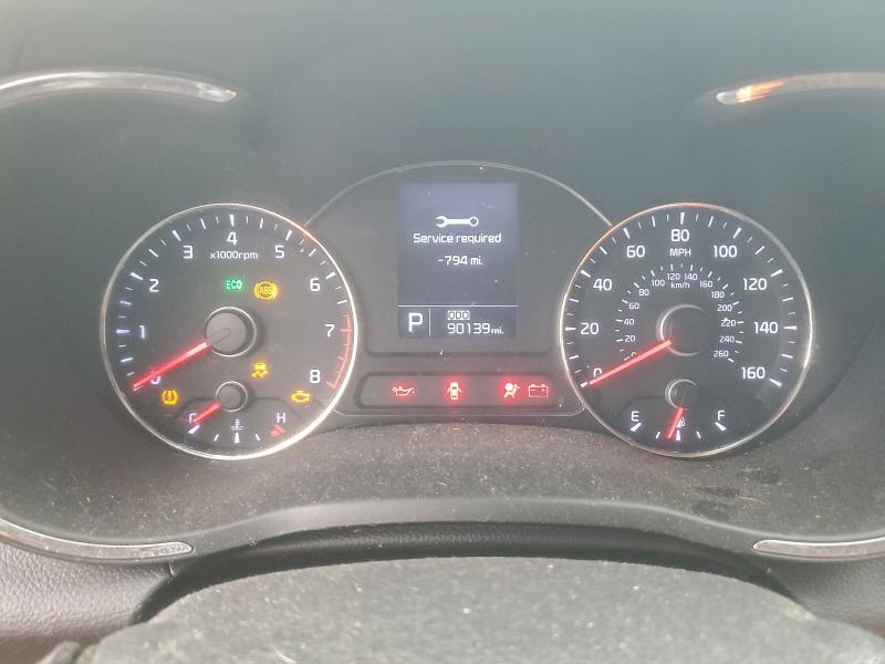 Photo 9 from auction – 2016 KIA FORTE EX with VIN KNAFZ4A89G5553543