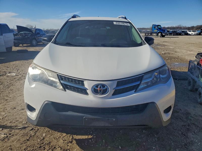 Photo 5 from auction – 2015 TOYOTA RAV4 LE with VIN 2T3BFREV8FW329940
