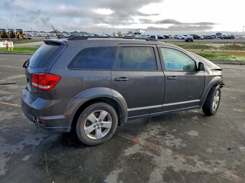 Снимка 3 от търг – 2016 DODGE JOURNEY с VIN 3C4PDCBB3GT222466