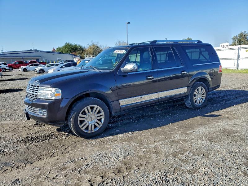 Photo 1 from auction – 2013 LINCOLN NAVIGATOR with VIN 5LMJJ3H53DEL05982
