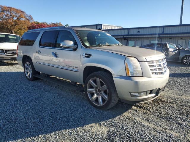 Photo 4 from auction – 2010 CADILLAC ESCALADE E with VIN 1GYUKJEF6AR225822