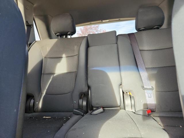 Photo 10 from auction – 2013 KIA SORENTO LX with VIN 5XYKTCA63DG372436