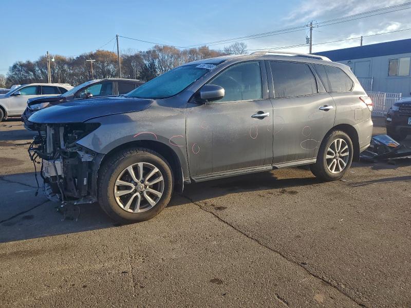 NISSAN PATHFINDER 2016 with VIN 5N1AR2MM0GC646128 - Photo from auction