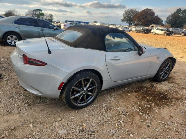 Zdjęcie 3 z aukcji – 2016 MAZDA MX-5 MIATA z VIN JM1NDAD74G0107103