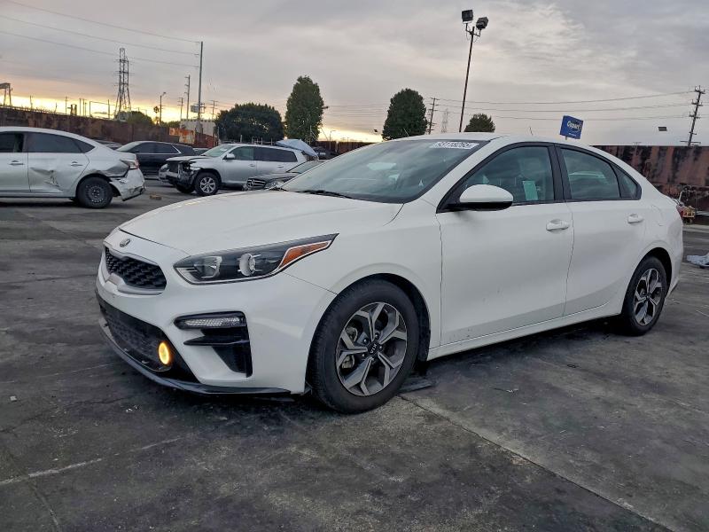 KIA FORTE 2021 with VIN 3KPF24AD8ME303389 - Photo from auction