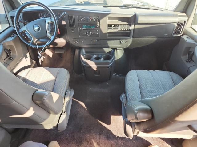 Photo 8 from auction – 2010 CHEVROLET EXPRESS G1 with VIN 1GNUGCD40A1115051