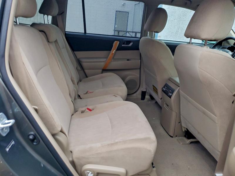 Photo 11 from auction – 2009 TOYOTA HIGHLANDER with VIN JTEEW41A792030953