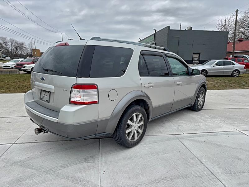 Photo 4 from auction – 2008 FORD TAURUS X S with VIN 1FMDK02W08GA09308