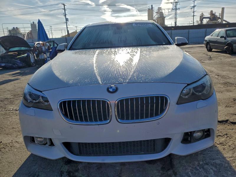 صورة رقم 5 من المزاد - 2014 BMW 535 XI مع VIN WBA5B3C59ED531882