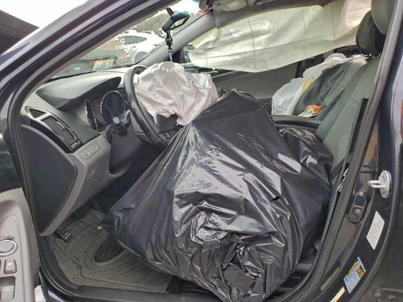 Photo 7 from auction – 2014 HYUNDAI SONATA SE with VIN 5NPEC4AC9EH825073