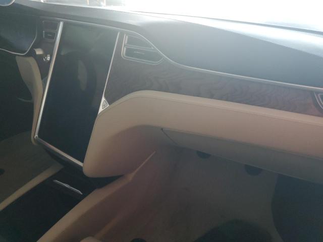 Photo 8 from auction – 2018 TESLA MODEL S with VIN 5YJSA1E49JF249679
