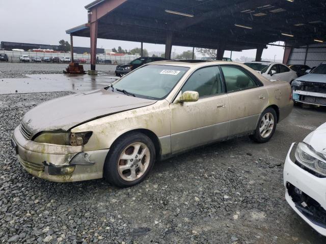 LEXUS ES 300 2000 with VIN JT8BF28G5Y0266810 - Photo from auction