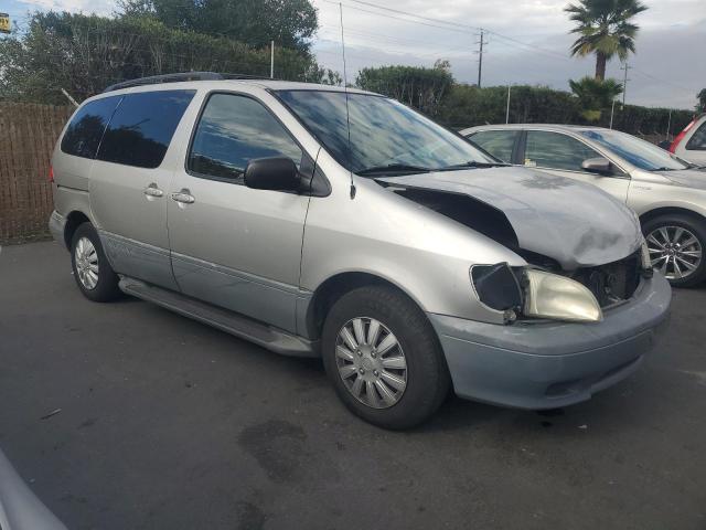 Photo 4 from auction – 2002 TOYOTA SIENNA LE with VIN 4T3ZF13C52U481136