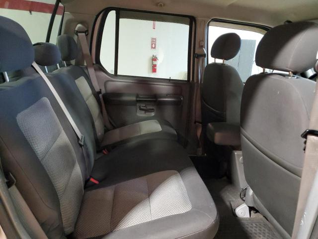 Photo 10 from auction – 2005 FORD EXPLORER with VIN 1FMZU67K85UB77672