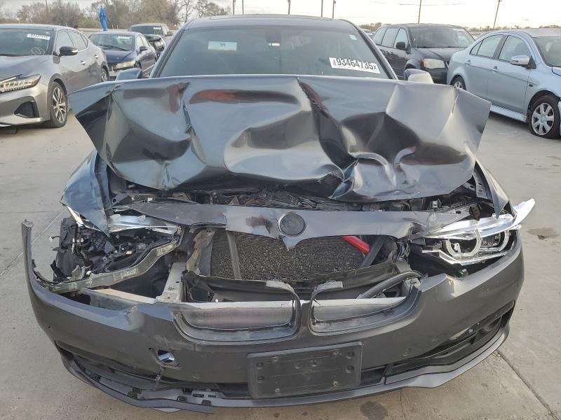 Photo 5 from auction – 2017 BMW 330 XI with VIN WBA8D9G58HNU58670