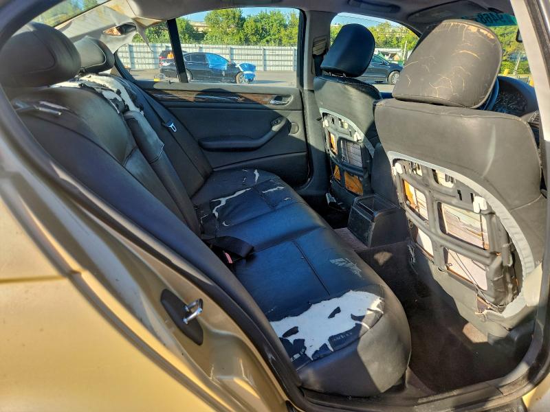 Photo 10 from auction – 2000 BMW 328 with VIN WBAAM5335YFR16089
