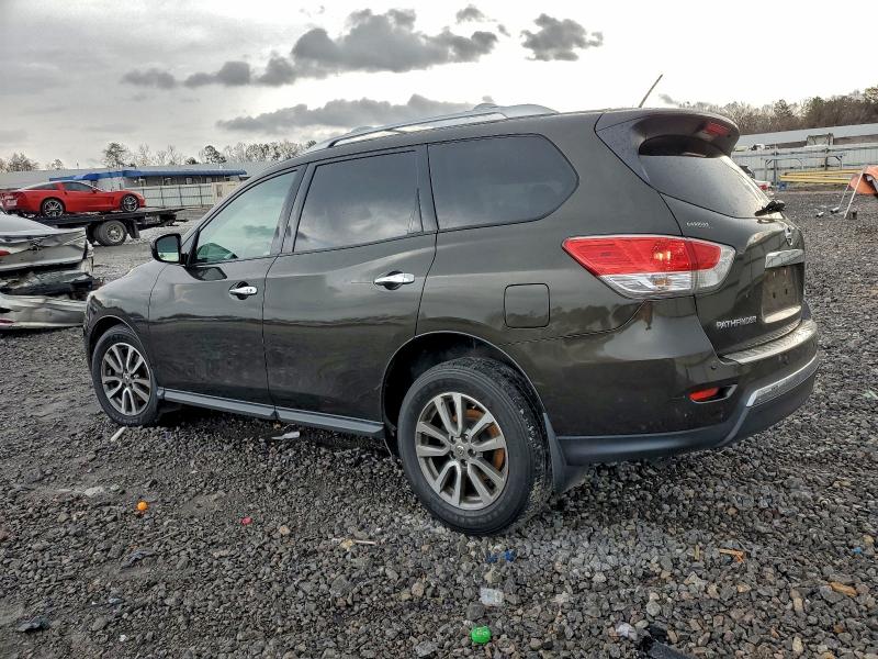 Photo 2 from auction – 2015 NISSAN PATHFINDER with VIN 5N1AR2MM1FC622029