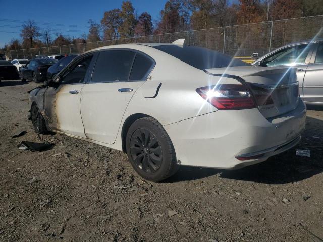 Photo 2 from auction – 2017 HONDA ACCORD HYB with VIN JHMCR6F52HC010577