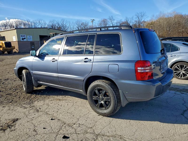 Photo 2 from auction – 2003 TOYOTA HIGHLANDER with VIN JTEGF21A830084567