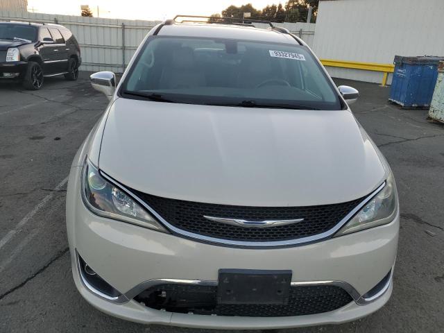 Photo 5 from auction – 2017 CHRYSLER PACIFICA L with VIN 2C4RC1GG0HR616306