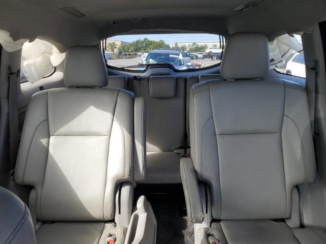 Photo 10 from auction – 2018 TOYOTA HIGHLANDER with VIN 5TDKZRFH6JS533386