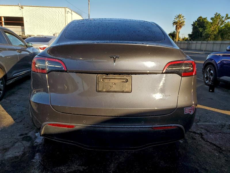 Photo 6 from auction – 2022 TESLA MODEL Y with VIN 7SAYGDEEXNF494874