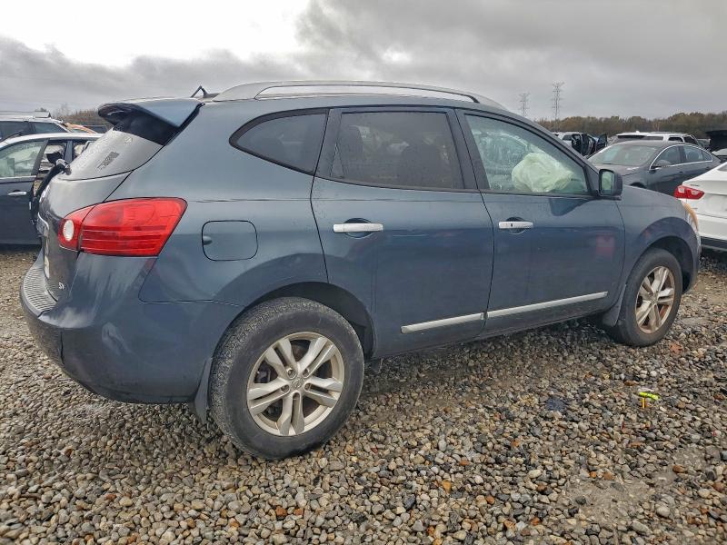 Photo 3 from auction – 2013 NISSAN ROGUE S with VIN JN8AS5MT2DW527075