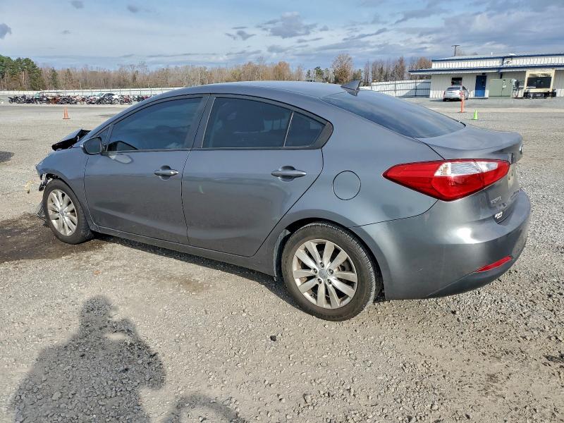 Photo 2 from auction – 2016 KIA FORTE LX with VIN KNAFX4A67G5574864