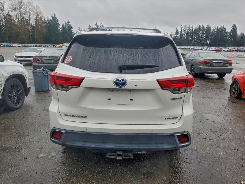 Photo 6 from auction – 2017 TOYOTA HIGHLANDER with VIN 5TDDGRFH4HS032957