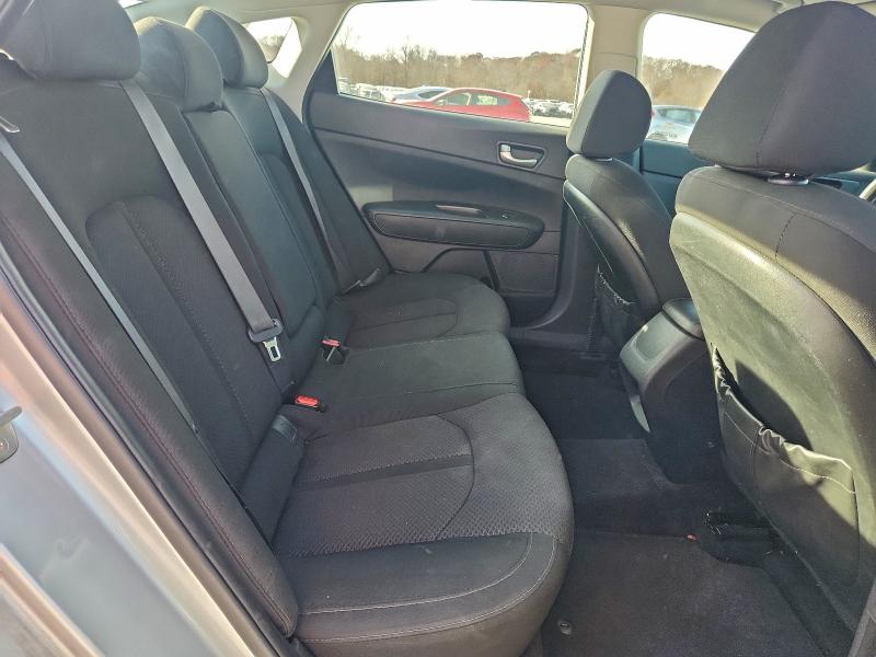 Photo 10 from auction – 2018 KIA OPTIMA LX with VIN 5XXGT4L36JG249874